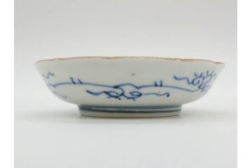 江戸期　伊万里　染付　線描　花唐草　松竹梅文　約10cm　3.2寸　一筆一筆丁寧な職人の絵付けが見事な小皿5枚セット(和皿、和食器、三寸二分)(R-073122)