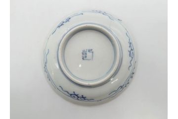 江戸期　伊万里　染付　線描　花唐草　松竹梅文　約10cm　3.2寸　一筆一筆丁寧な職人の絵付けが見事な小皿5枚セット(和皿、和食器、三寸二分)(R-073122)