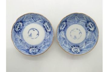江戸期　伊万里　染付　線描　花唐草　松竹梅文　約10cm　3.2寸　一筆一筆丁寧な職人の絵付けが見事な小皿5枚セット(和皿、和食器、三寸二分)(R-073122)