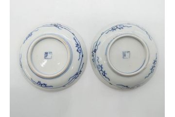 江戸期　伊万里　染付　線描　花唐草　松竹梅文　約10cm　3.2寸　一筆一筆丁寧な職人の絵付けが見事な小皿5枚セット(和皿、和食器、三寸二分)(R-073122)