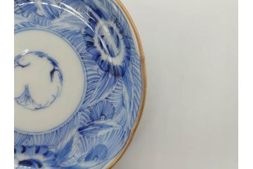 江戸期　伊万里　染付　線描　花唐草　松竹梅文　約10cm　3.2寸　一筆一筆丁寧な職人の絵付けが見事な小皿5枚セット(和皿、和食器、三寸二分)(R-073123)