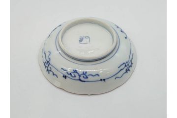 江戸期　伊万里　染付　線描　花唐草　松竹梅文　約10cm　3.2寸　一筆一筆丁寧な職人の絵付けが見事な小皿5枚セット(和皿、和食器、三寸二分)(R-073124)