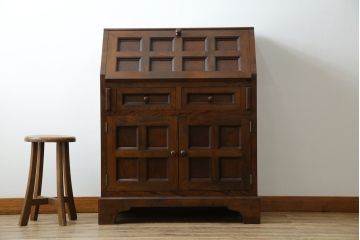 中古　美品　松本民芸家具　希少モデル　格子模様が特徴的なK型ライティングビューロー(ワークデスク、簿記机、収納棚、戸棚、在宅用、在宅ワーク用)(R-073161)