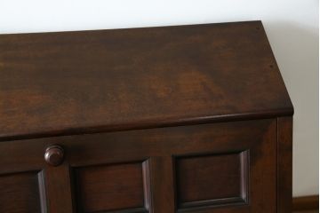 中古　美品　松本民芸家具　希少モデル　格子模様が特徴的なK型ライティングビューロー(ワークデスク、簿記机、収納棚、戸棚、在宅用、在宅ワーク用)(R-073161)