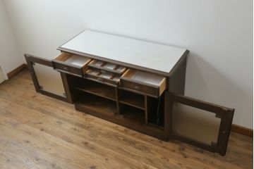 和製ビンテージ　永田良介商店　収納力抜群!!レトロな雰囲気漂うキッチンサイドボード(キッチンキャビネット、収納棚、戸棚、ヴィンテージ)(R-073167)