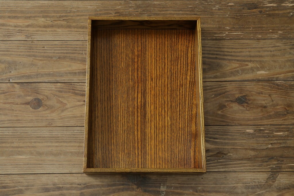 中古　美品　高級品　江戸指物家具　前面欅(ケヤキ)材　側面キハダ材　内部桐材　上品な和の雰囲気漂う引き出し10杯の収納箪笥　定価約140万円　(R-073169)