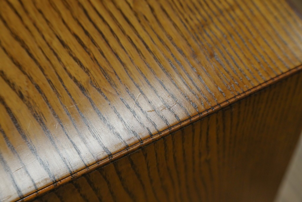 中古　美品　高級品　江戸指物家具　前面欅(ケヤキ)材　側面キハダ材　内部桐材　上品な和の雰囲気漂う引き出し10杯の収納箪笥　定価約140万円　(R-073169)