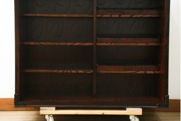 中古　美品　岩谷堂箪笥　内部の作りにも注目!　使い勝手の良いスノコ棚の水屋箪笥サイドボード　(R-073173)