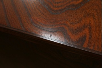 中古　美品　岩谷堂箪笥　内部の作りにも注目!　使い勝手の良いスノコ棚の水屋箪笥サイドボード　(R-073173)