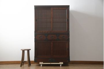 中古　美品　岩谷堂箪笥　品の良い佇まいが和の空間を引き立てる水屋箪笥(茶タンス、茶棚、収納棚、戸棚、キャビネット、上下バラ売り可能)(定価約68万円)(R-073173)
