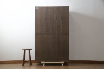 中古　美品　岩谷堂箪笥　品の良い佇まいが和の空間を引き立てる水屋箪笥(茶タンス、茶棚、収納棚、戸棚、キャビネット、上下バラ売り可能)(定価約68万円)(R-073173)