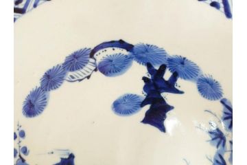 太明成化年製　古伊万里　染付　蛸唐草文　松竹梅図　1尺5寸皿　約46cm　繊細な美しい絵付けに魅了される大皿(一尺五寸、和食器、和皿)(R-073179)