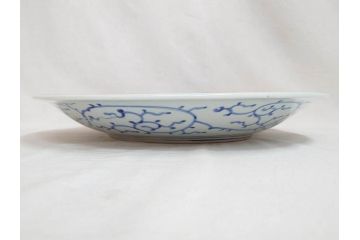 太明成化年製　古伊万里　染付　蛸唐草文　松竹梅図　1尺3寸皿　約42cm　繊細な美しい絵付けに魅了される大皿(一尺三寸、和食器、和皿)(R-073180)