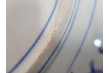 太明成化年製　古伊万里　染付　蛸唐草文　松竹梅図　1尺3寸皿　約42cm　繊細な美しい絵付けに魅了される大皿(一尺三寸、和食器、和皿)(R-073180)