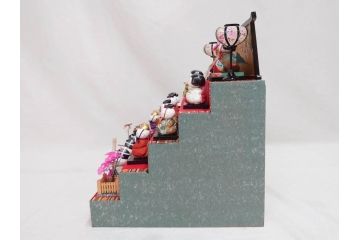 ビンテージ　木目込み人形　十五人揃　細部まで職人のこだわりを感じる可愛らしい五段雛飾り(雛人形、ひな人形、雛壇、段飾、置物、ケース付、ヴィンテージ)(R-073182)