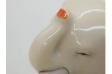 稀少　オールドノリタケ　NORITAKE　ヤジロベー印　ゾウ　丸いフォルムが可愛らしいインクポット(意匠登録出願中、日本陶器、インク壺、インクウェル、象、ぞう、動物、小物入れ、置物、瓶)(R-073185)