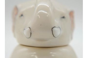 稀少　オールドノリタケ　NORITAKE　ヤジロベー印　ゾウ　丸いフォルムが可愛らしいインクポット(意匠登録出願中、日本陶器、インク壺、インクウェル、象、ぞう、動物、小物入れ、置物、瓶)(R-073185)
