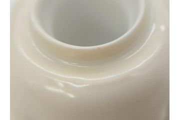 稀少　オールドノリタケ　NORITAKE　ヤジロベー印　ゾウ　丸いフォルムが可愛らしいインクポット(意匠登録出願中、日本陶器、インク壺、インクウェル、象、ぞう、動物、小物入れ、置物、瓶)(R-073185)