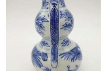 中国　青花　人物図　繊細な意匠にこだわりを感じる執壺(茶壺、しょうゆ差し、醤油瓶、水差し、注子、水注、茶道具)(R-073187)