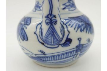 中国　青花　人物図　繊細な意匠にこだわりを感じる執壺(茶壺、しょうゆ差し、醤油瓶、水差し、注子、水注、茶道具)(R-073187)