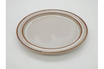 デンマーク　STOGO　優しい色合いが落ち着いた雰囲気を醸し出すプレート3枚セット(皿、北欧食器)(R-073191)