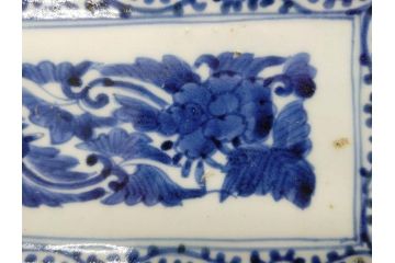 江戸期　冨貴長春　古伊万里　染付　蛸唐草文　約21cm　6.9寸　一筆一筆丁寧に描かれた長皿2枚セット(角皿、和皿、和食器、六寸九分)(R-073196)
