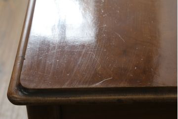 イギリスアンティーク　Lloyd's Antiques(ロイズ・アンティークス)取り扱い　ウォールナット材　クラシカルな雰囲気溢れるコンソールテーブル(デスク、ワークデスク、在宅用、在宅ワーク用、平机、英国)(R-073219)