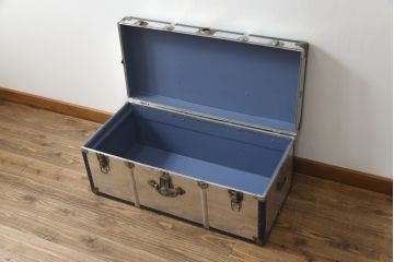 和製アンティーク　お部屋のアクセントにおすすめなジュラルミン張りのトランク(センターテーブル、ローテーブル、収納、ディスプレイ)(R-073220)