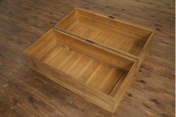 和製アンティーク　総桐(キリ)材　金具の彫刻が素晴らしい時代箪笥ローボード(総桐箪笥、総桐たんす、和タンス、衣装たんす、整理タンス、収納タンス、引き出し、ローチェスト、テレビ台、テレビボード)(R-073222)