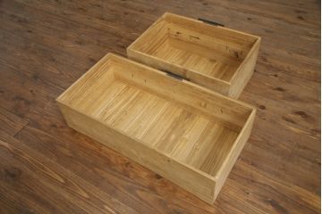和製アンティーク　上手物　総桐(キリ)材　木地色　木瓜(モッコ)引き手が魅力的な時代箪笥ローボード(総桐箪笥、総桐たんす、和タンス、衣装たんす、整理タンス、収納タンス、引き出し、ローチェスト、テレビ台、テレビボード)(R-073226)