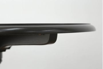 中古　美品　松本民芸家具　クラシカルな雰囲気が漂うC型丸卓(ラウンドテーブル、丸テーブル、コーヒーテーブル、カフェテーブル、サイドテーブル)(定価約18万円)(R-073233)