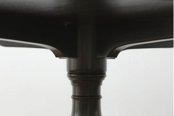 中古　美品　松本民芸家具　クラシカルな雰囲気が漂うC型丸卓(ラウンドテーブル、丸テーブル、コーヒーテーブル、カフェテーブル、サイドテーブル)(定価約18万円)(R-073233)