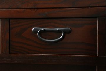 中古　美品　栗材　和の趣あふれる佇まいが魅力的な二段重ね水屋箪笥(食器棚、戸棚、収納棚、キャビネット)(R-073266)
