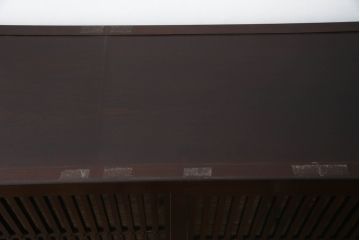 中古　美品　栗材　和の趣あふれる佇まいが魅力的な水屋箪笥サイドキャビネット(食器棚、戸棚、収納棚、キャビネット)(R-073267)