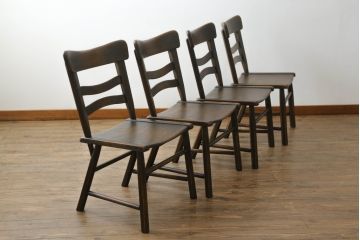 中古　美品　飛騨産業　PROVINCIAL(プロヴィンシャル・プロビンシャル)　シックな色合いと曲線を描くデザインが魅力的なブレースバックチェア4脚セット(ダイニングチェア、板座チェア)(定価4脚で約44万円)(R-073273)