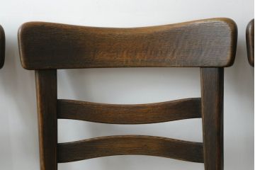 中古　美品　飛騨産業　PROVINCIAL(プロヴィンシャル・プロビンシャル)　シックな色合いと曲線を描くデザインが魅力的なブレースバックチェア4脚セット(ダイニングチェア、板座チェア)(定価4脚で約44万円)(R-073273)
