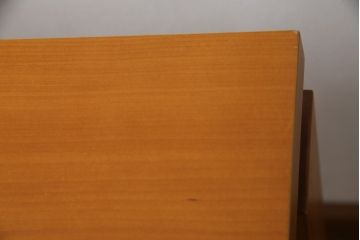 中古　イタリア製　ポラダ(porada)社　すっきりとした佇まいが魅力的なダイニングテーブル(4人掛け、6人掛け、食卓)(定価約32万円)(R-073290)