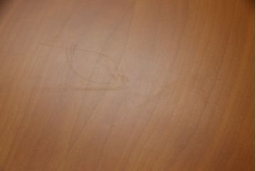 中古　イタリア製　ポラダ(porada)社　すっきりとした佇まいが魅力的なダイニングテーブル(4人掛け、6人掛け、食卓)(定価約32万円)(R-073290)