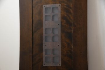 中古　美品　星野民藝(星野民芸)　シックで落ち着いた佇まいが魅力的な下駄箱(サイドキャビネット、サイドボード、靴箱、玄関収納、収納棚、戸棚)(R-073293)