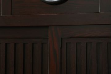 中古　美品　高級品!!　三越百貨店　三方栗材　上質な和の空間を演出する格子引き戸の二段重ね水屋箪笥(食器棚、茶箪笥、キャビネット、収納棚、戸棚、重ねタンス、店舗什器)(R-073295)