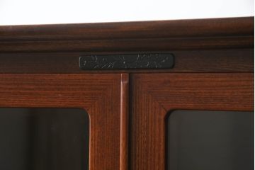 中古　伝統民芸家具　岩谷堂箪笥　金具の細やかなデザインが美しいサイドボード(収納棚、戸棚、飾り棚、食器棚、サイドキャビネット)(R-073298)