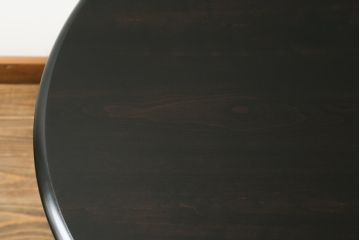 和製ビンテージ　北海道民芸家具　樺(カバ)材　HM472シリーズ　上品な優しい雰囲気を醸し出す円形テーブル(ラウンドテーブル、ダイニングテーブル、コーヒーテーブル、ヴィンテージ)(R-073304)