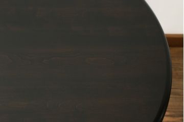 和製ビンテージ　北海道民芸家具　樺(カバ)材　HM472シリーズ　上品な優しい雰囲気を醸し出す円形テーブル(ラウンドテーブル、ダイニングテーブル、コーヒーテーブル、ヴィンテージ)(R-073304)