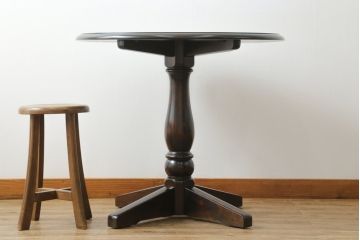 和製ビンテージ　北海道民芸家具　樺(カバ)材　HM472シリーズ　上品な優しい雰囲気を醸し出す円形テーブル(ラウンドテーブル、ダイニングテーブル、コーヒーテーブル、ヴィンテージ)(R-073304)