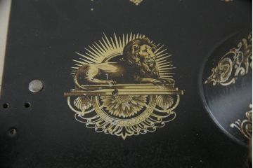 ジャンク品　希少!!　BRILLANT　お洒落なアンティークの空間を演出する足踏みミシン(ミシンテーブル、工業用ミシン、ミシン台、サイドテーブル、ディスプレイ)(R-073305)