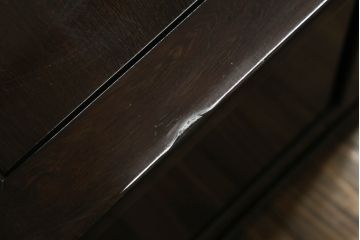 中古　鉄刀木(タガヤサン)　キャスター付き　美しい杢目が目を惹く収納付き板座チェア4脚セット(ダイニングチェア、回転チェア、椅子、イス)(R-073329)