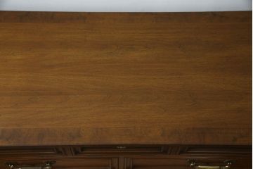 中古　激レア　希少　DREXEL HERITAGE(ドレクセルヘリテイジ)　FRANCESCA(フランチェスカ)シリーズ　エレガントな佇まいが目を引くテレビ台(テレビボード、ローボード、AVボード、キャビネット、引き出し)(R-073335)