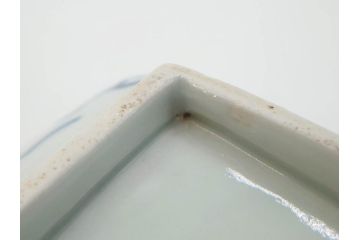 江戸期　大明成化年製　古伊万里　染付　蛸唐草　松竹梅文　約21cm　6.7寸　意匠を凝らしたデザインが素敵な長皿2枚セット(角皿、和皿、和食器、六寸七分)(R-073344)