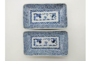 江戸期　大明成化年製　古伊万里　染付　蛸唐草　松竹梅文　約20cm　6.7寸　意匠を凝らしたデザインが素敵な長皿2枚セット(角皿、和皿、和食器、六寸七分)(R-073345)