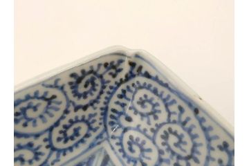 江戸期　大明成化年製　古伊万里　染付　蛸唐草　松竹梅文　約20cm　6.7寸　意匠を凝らしたデザインが素敵な長皿2枚セット(角皿、和皿、和食器、六寸七分)(R-073345)